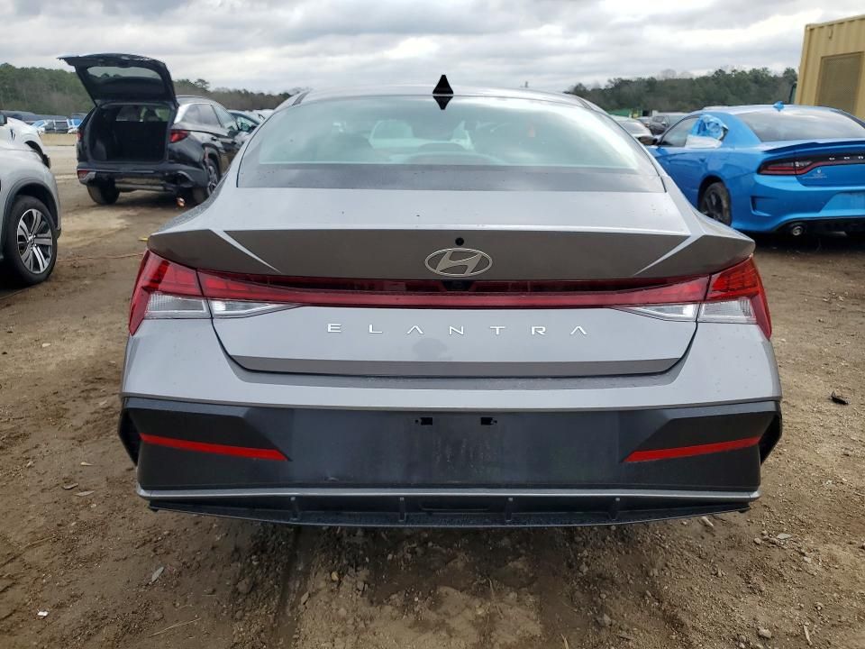 2025 Hyundai Elantra sel