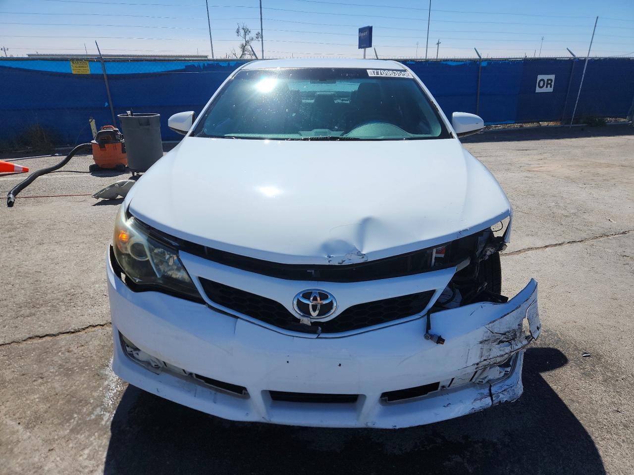 2014 Toyota Camry se
