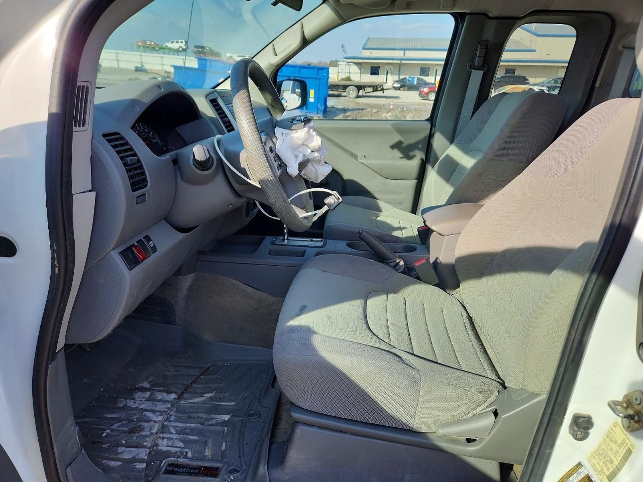 2017 Nissan Frontier s