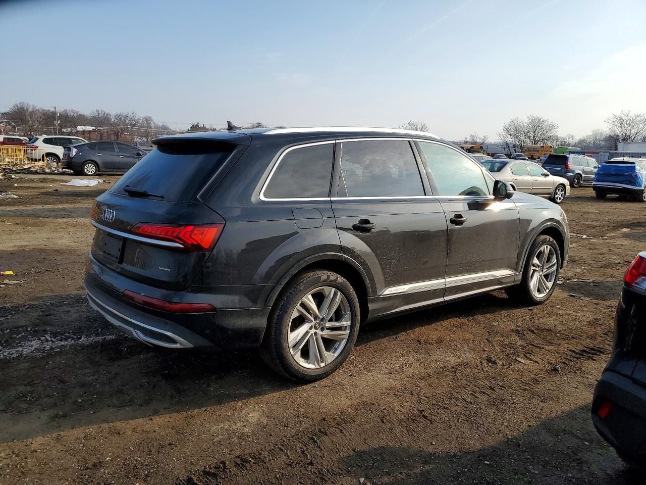2022 Audi Q7 Premium Plus