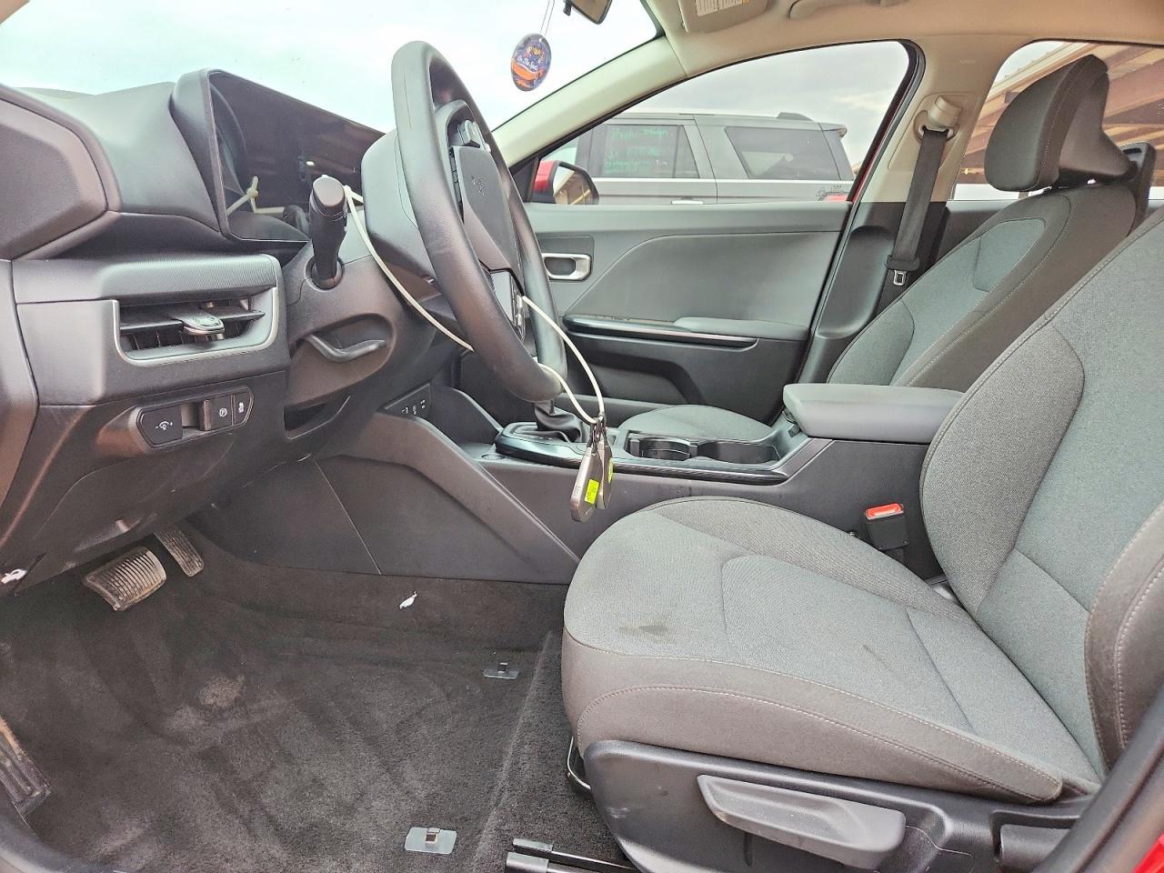 2025 KIA K4 lx
