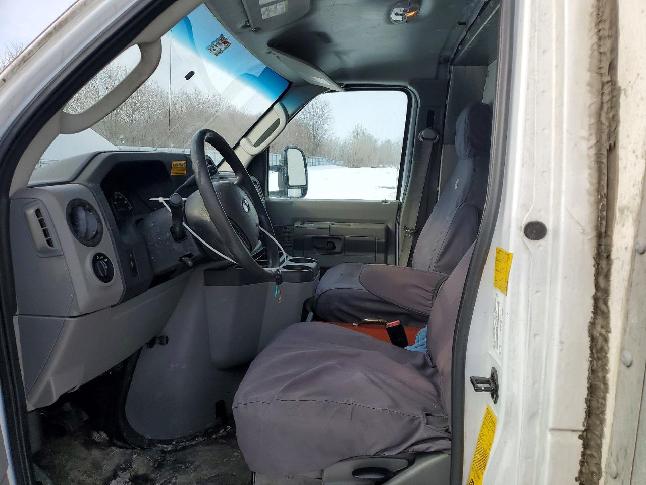 2019 Ford Econoline E350 Super Duty Cutaway Van