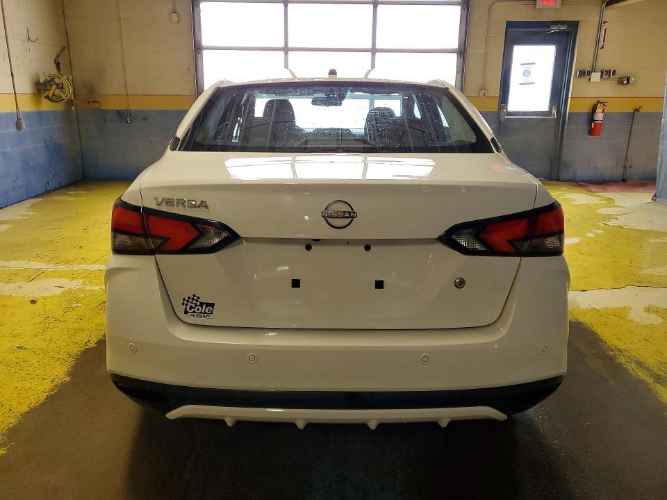 2023 Nissan Versa s