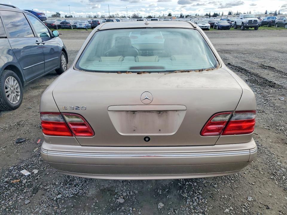 2001 Mercedes-Benz R
