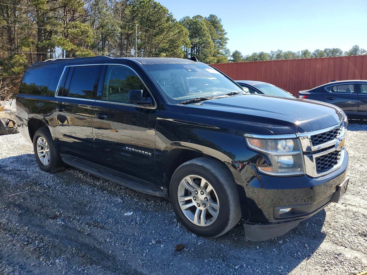 2017 Chevrolet Suburban K1500 lt