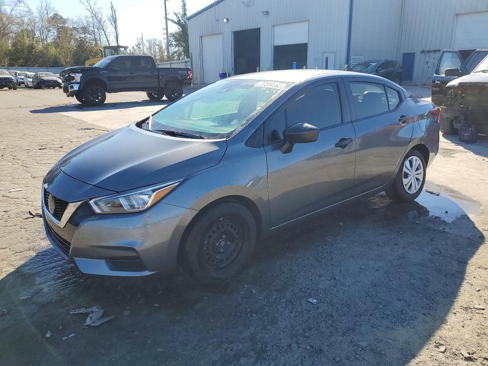 2021 Nissan Versa s