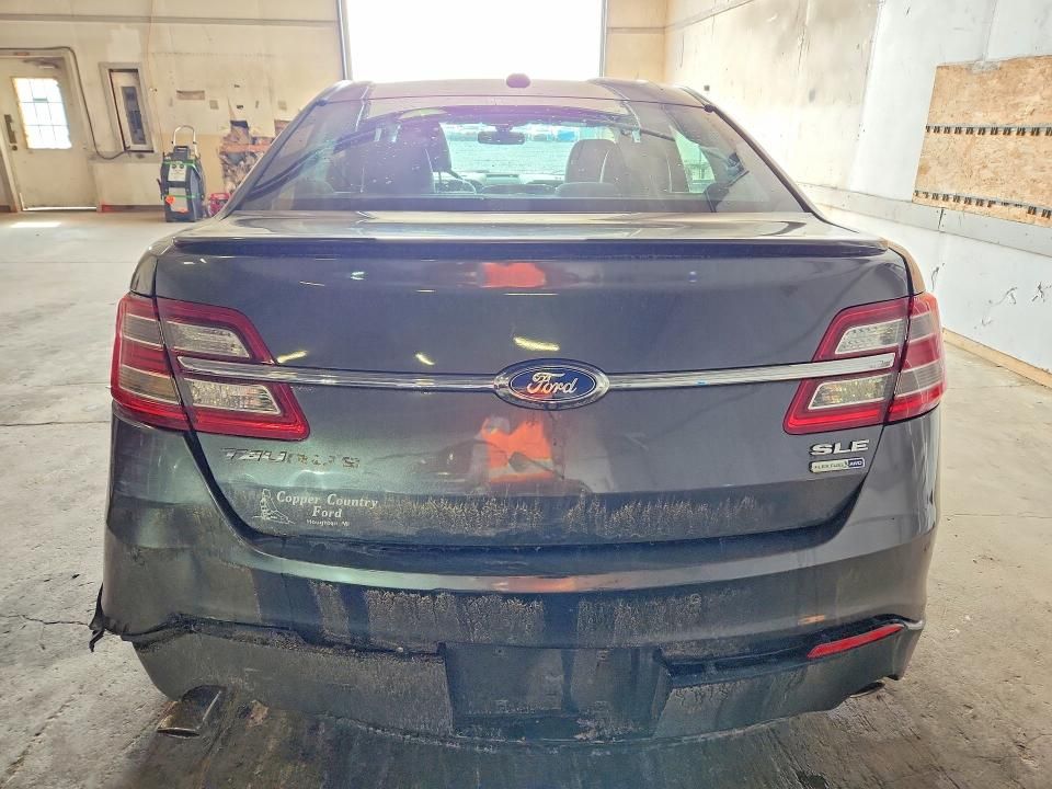 2015 Ford Taurus sel