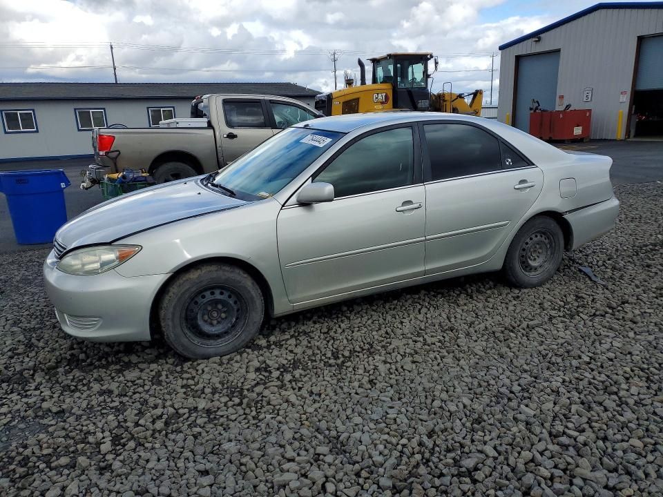 2006 Toyota Camry le