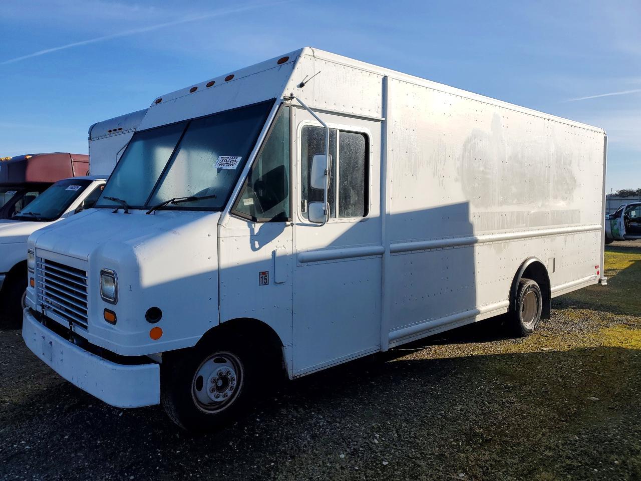2010 Ford E450 Delivery Truck