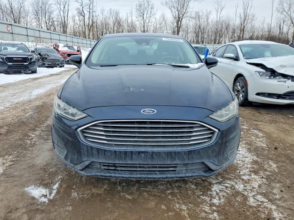 2020 Ford Fusion se