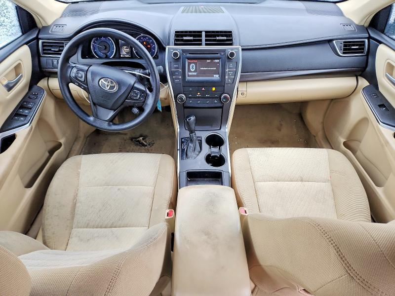 2016 Toyota Camry le