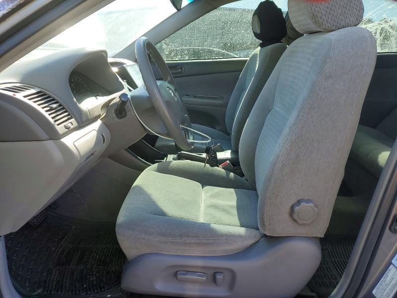 2002 Toyota Camry le