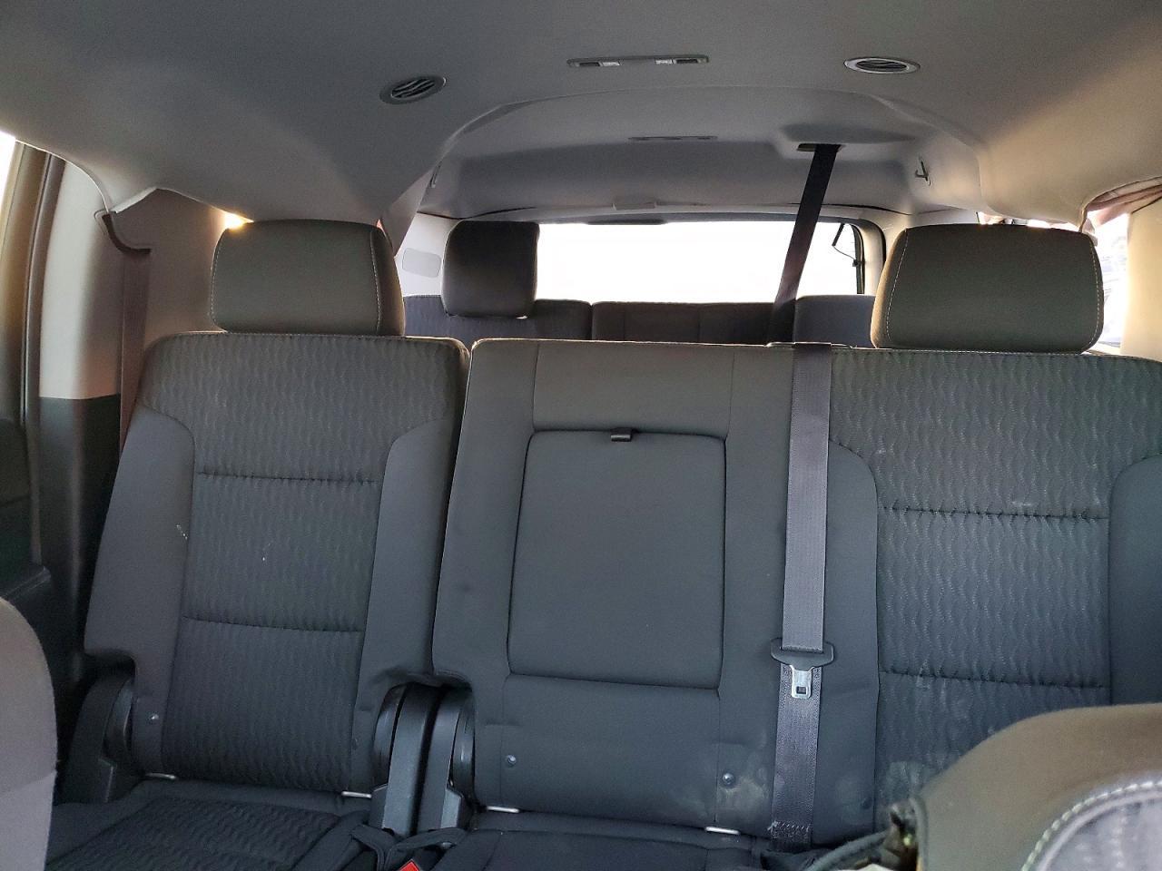 2016 Chevrolet Suburban C1500 ls