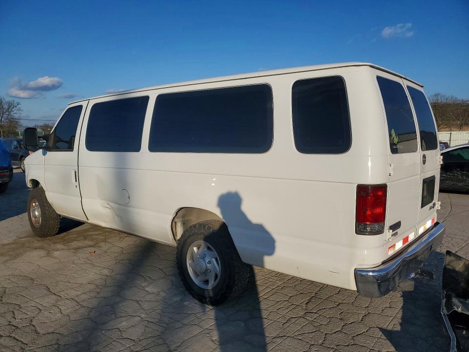 2013 Ford Econoline E350 Super Duty Wagon