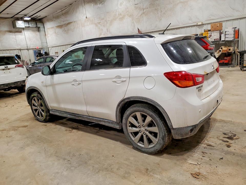 2013 Mitsubishi Outlander Sport le