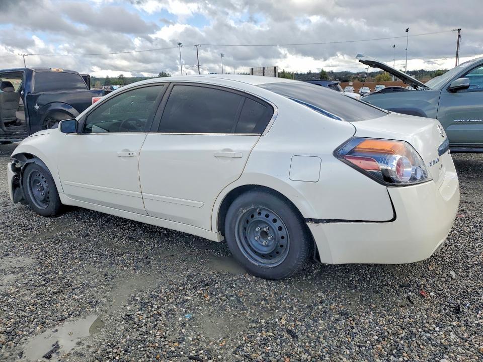 2011 Nissan Altima Base