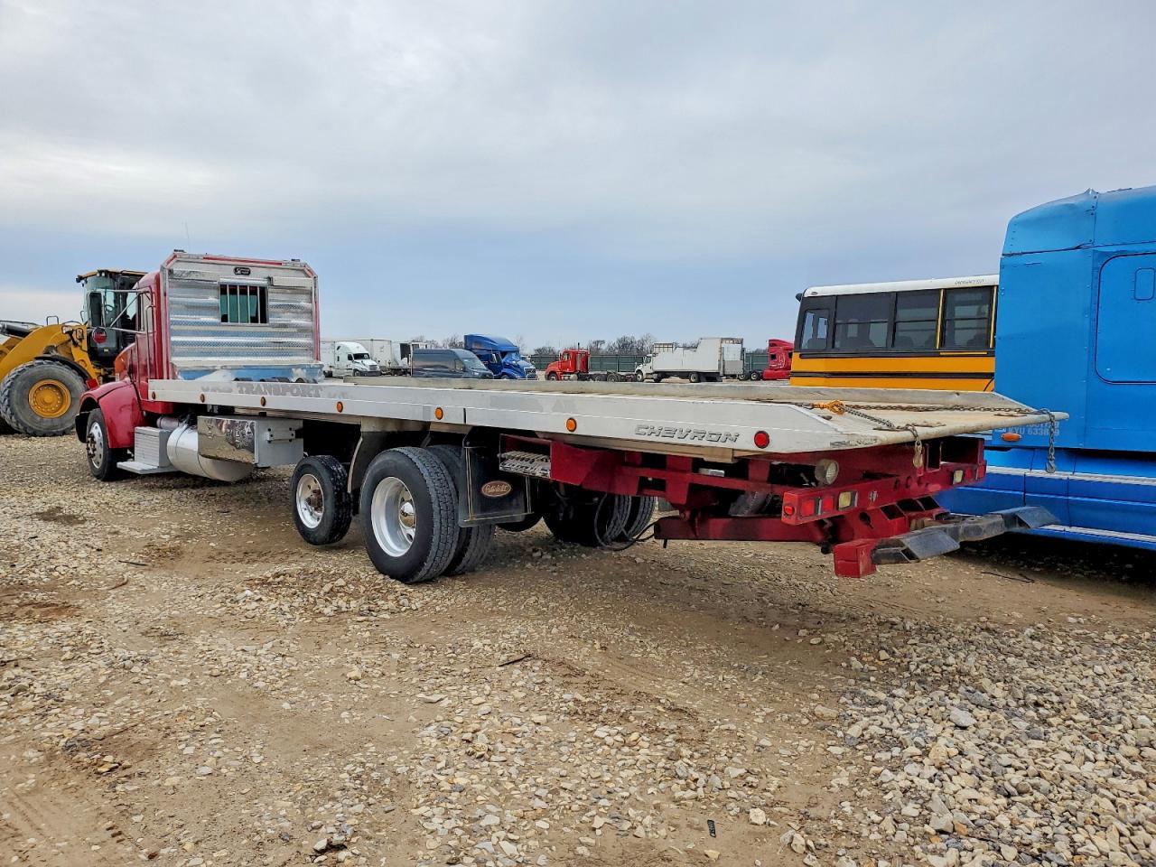 1998 Peterbilt 330 Rollback TOW Truck