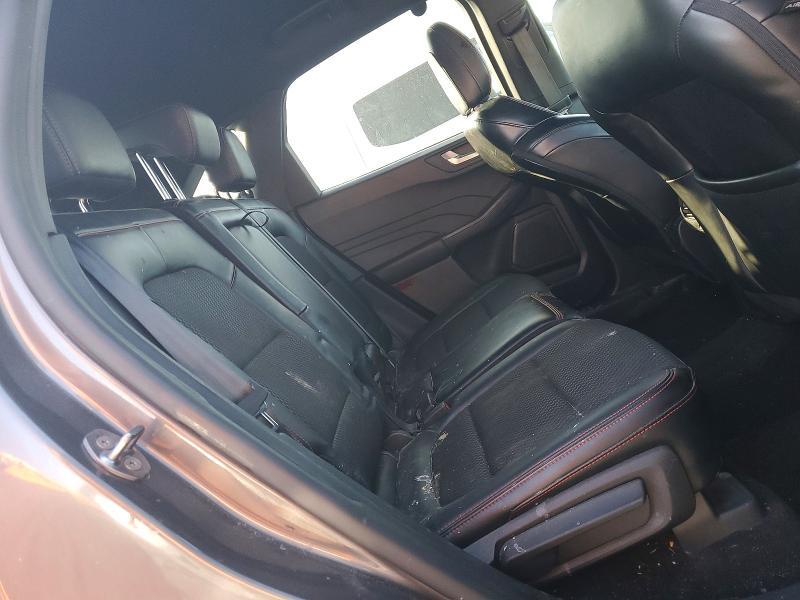 2024 Ford Escape st Line
