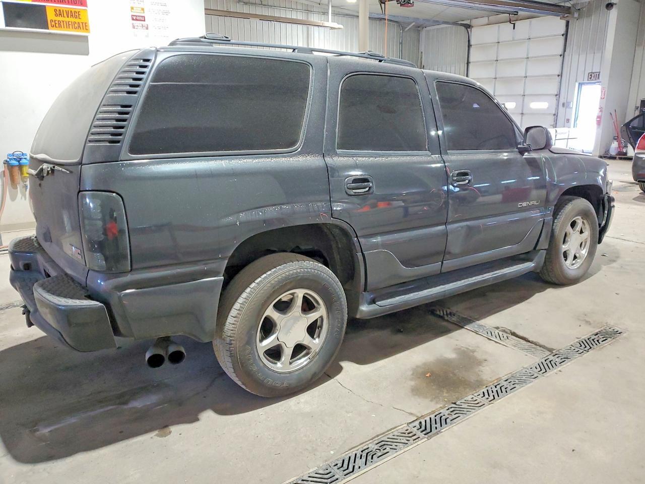 2004 GMC Yukon Denali