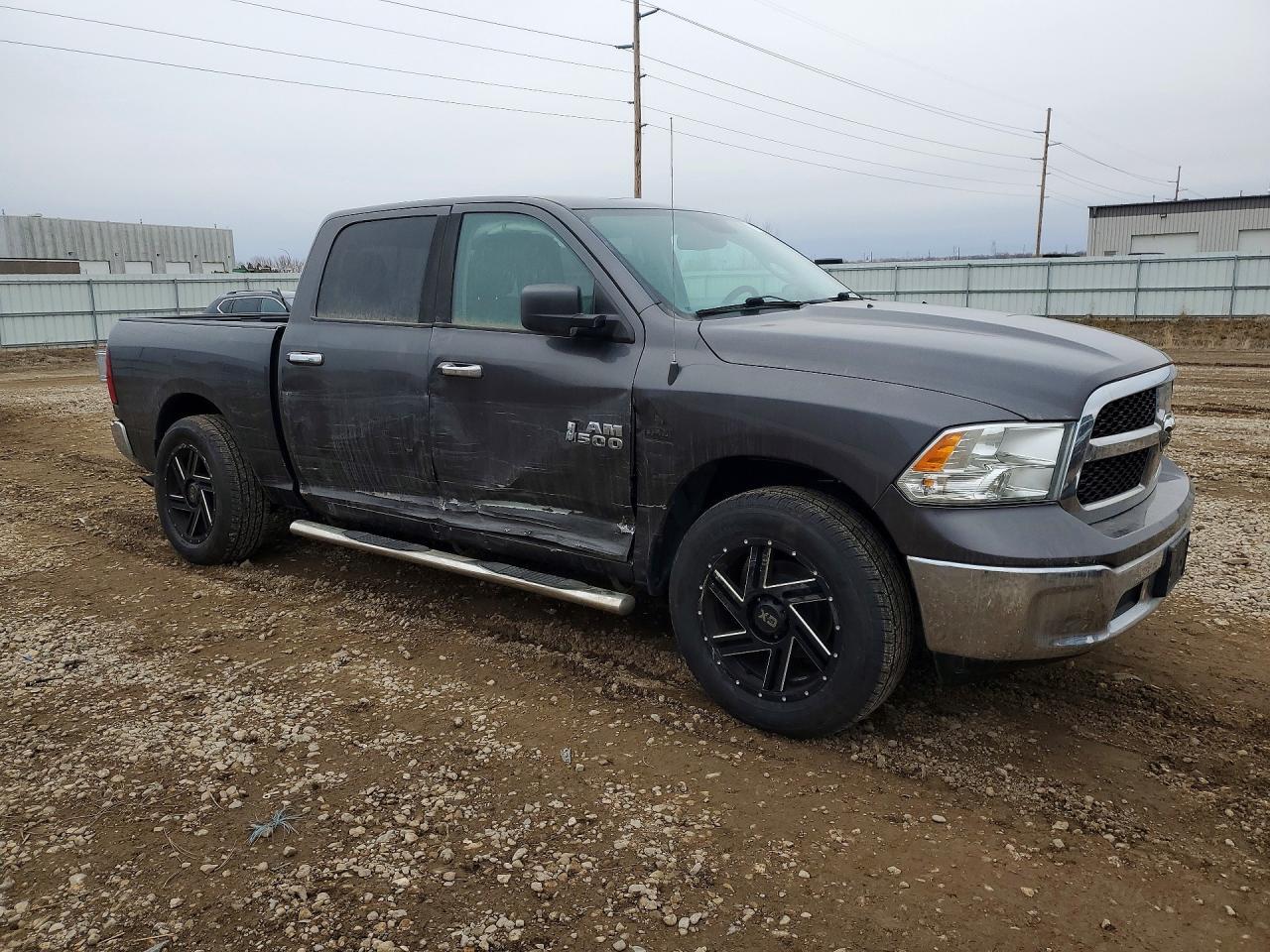2016 Dodge Ram 1500 slt