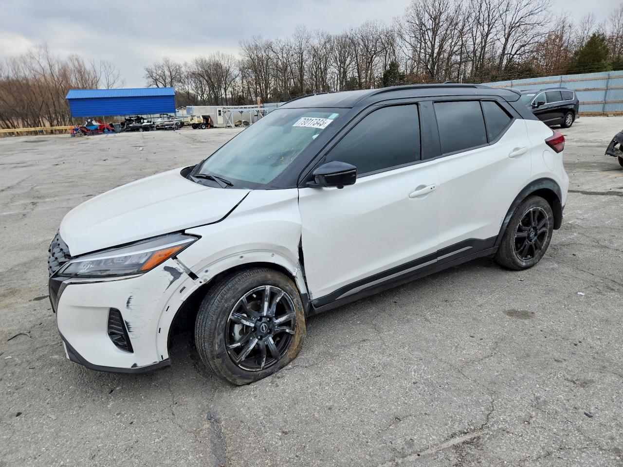 2024 Nissan Kicks sr
