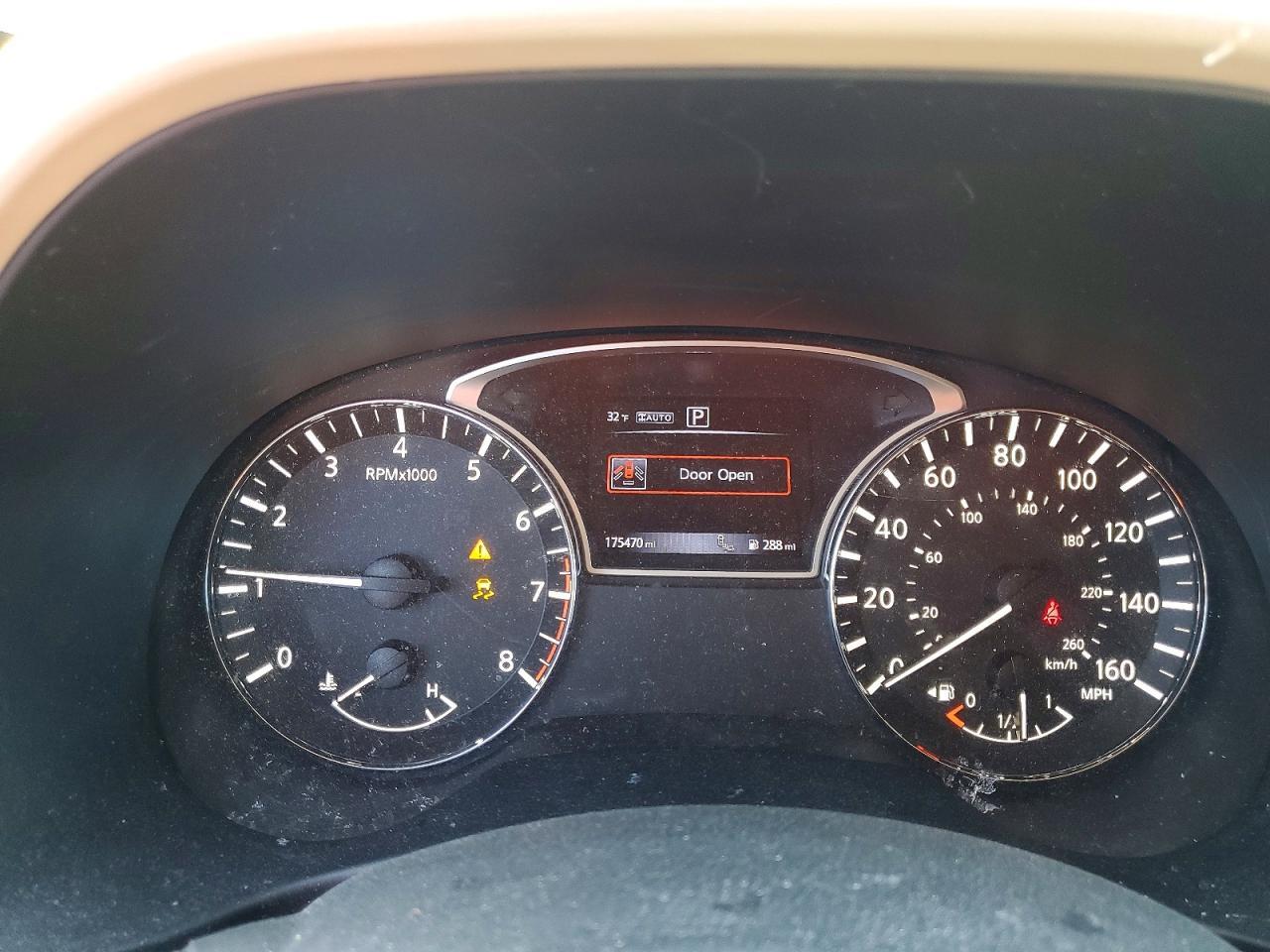 2016 Nissan Pathfinder s