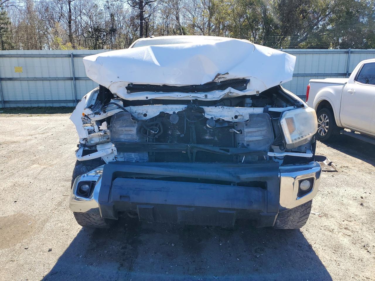 2015 Toyota Tundra Crewmax SR5