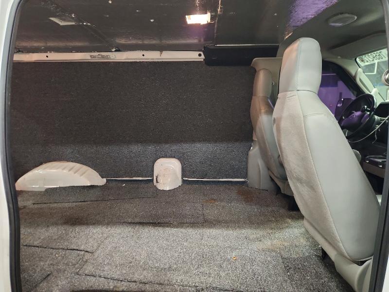2010 Ford Econoline E250 van