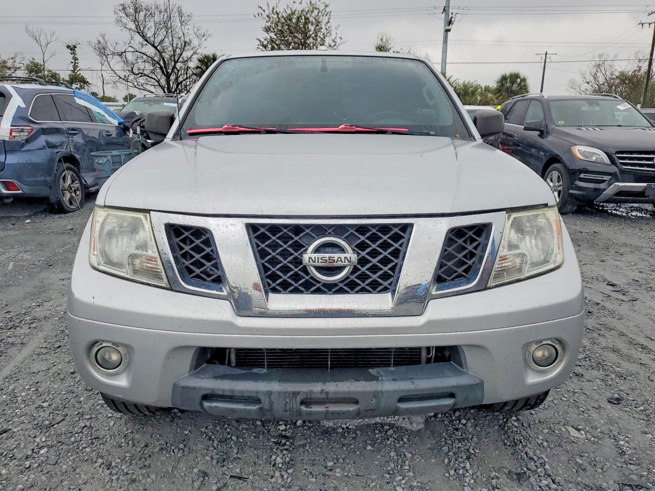 2016 Nissan Frontier s