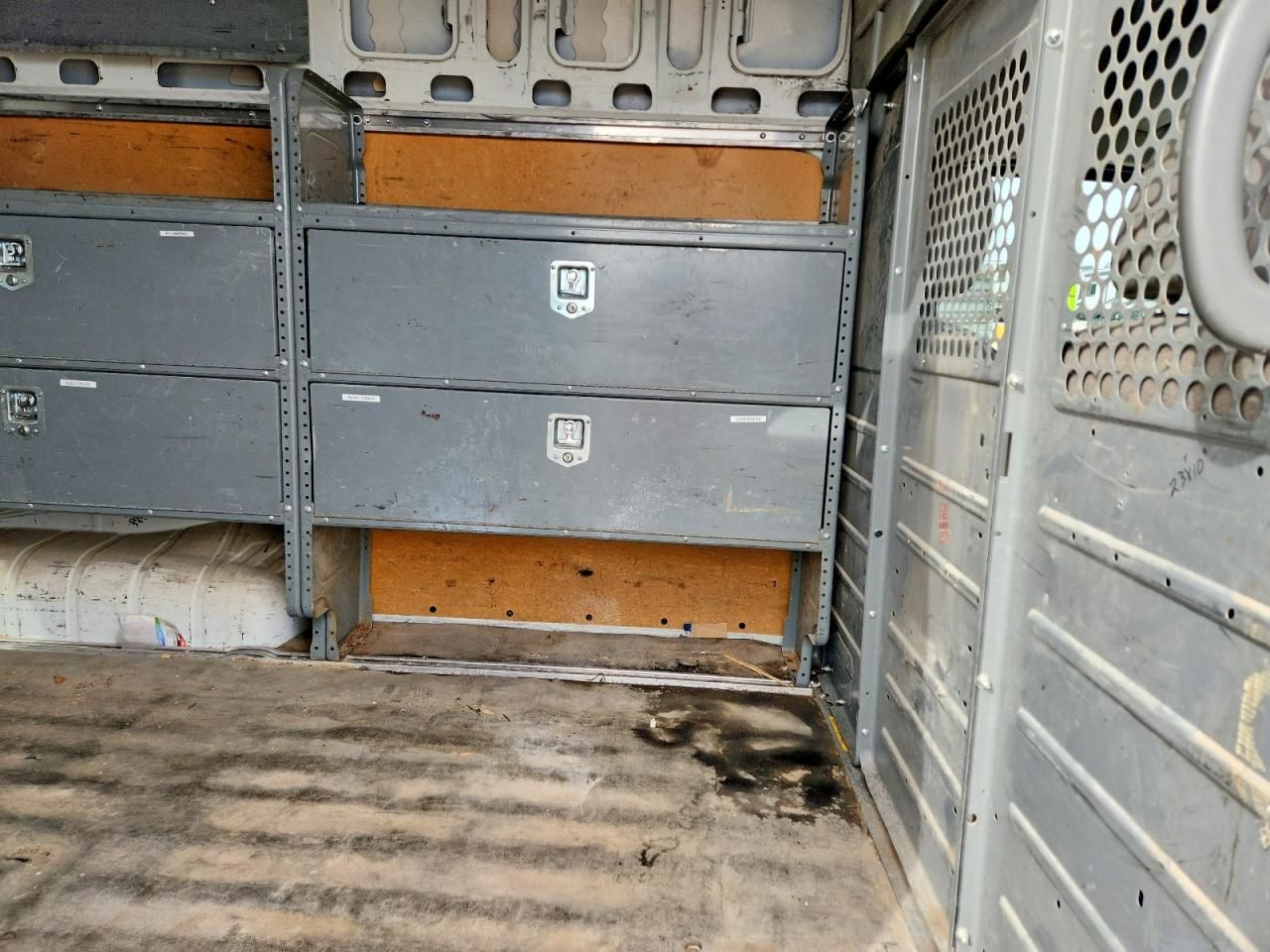 2013 Nissan NV2500 Utility / Service Van