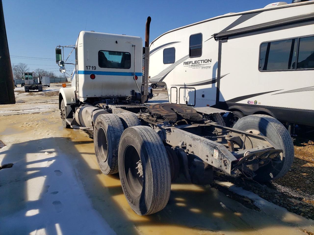 2015 Kenworth T880 Semi Truck