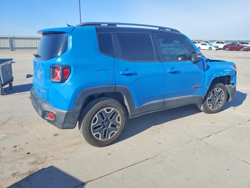 2015 Jeep Renegade Trailhawk