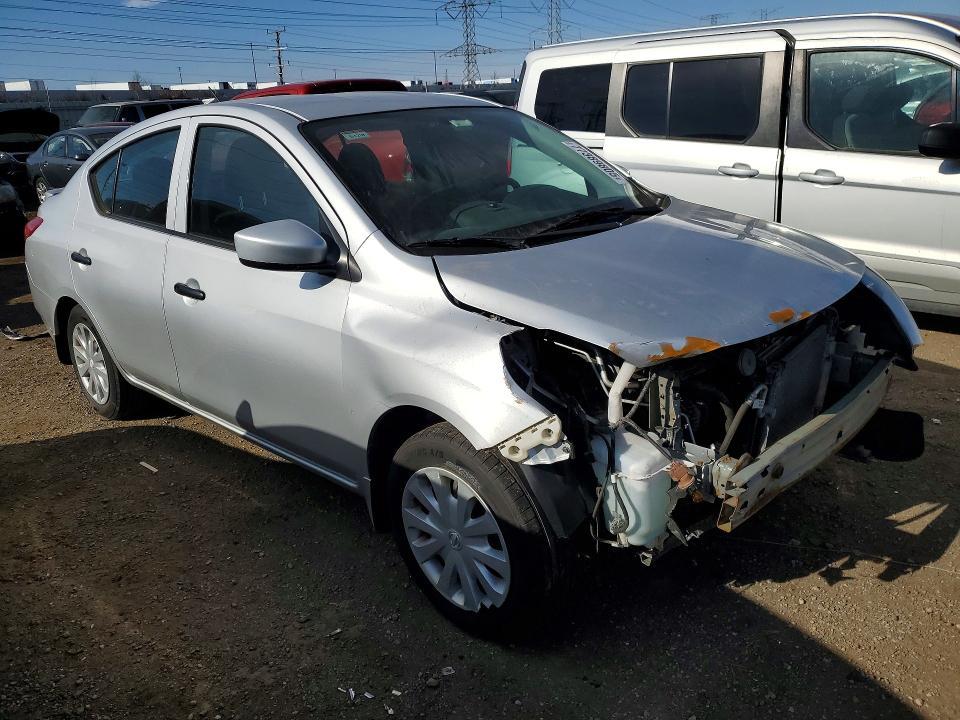 2018 Niss Versa s Plus