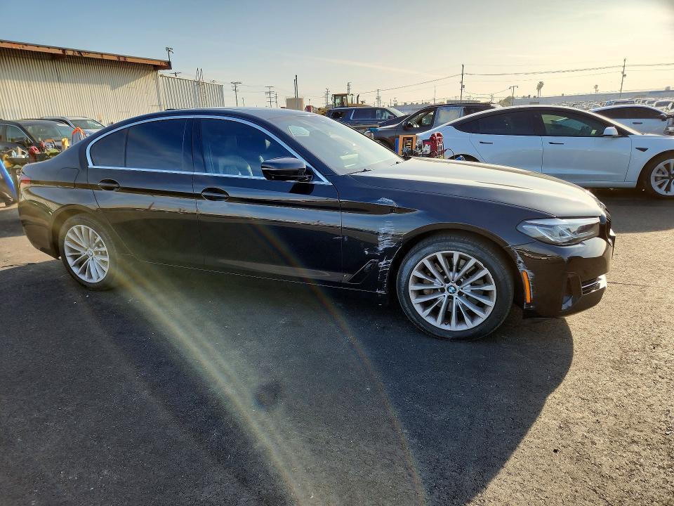 2021 BMW 530 i