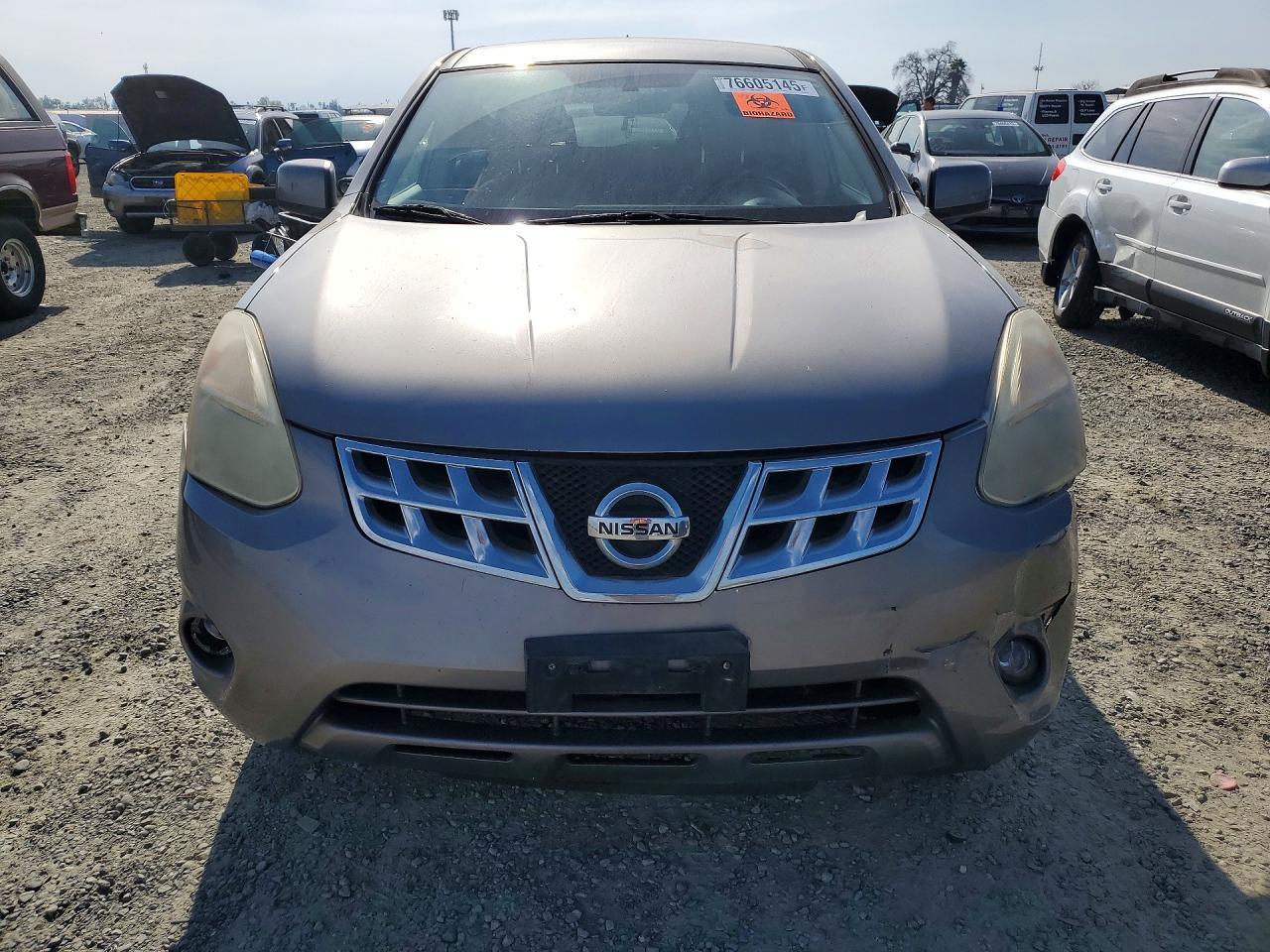 2013 Nissan Rogue s