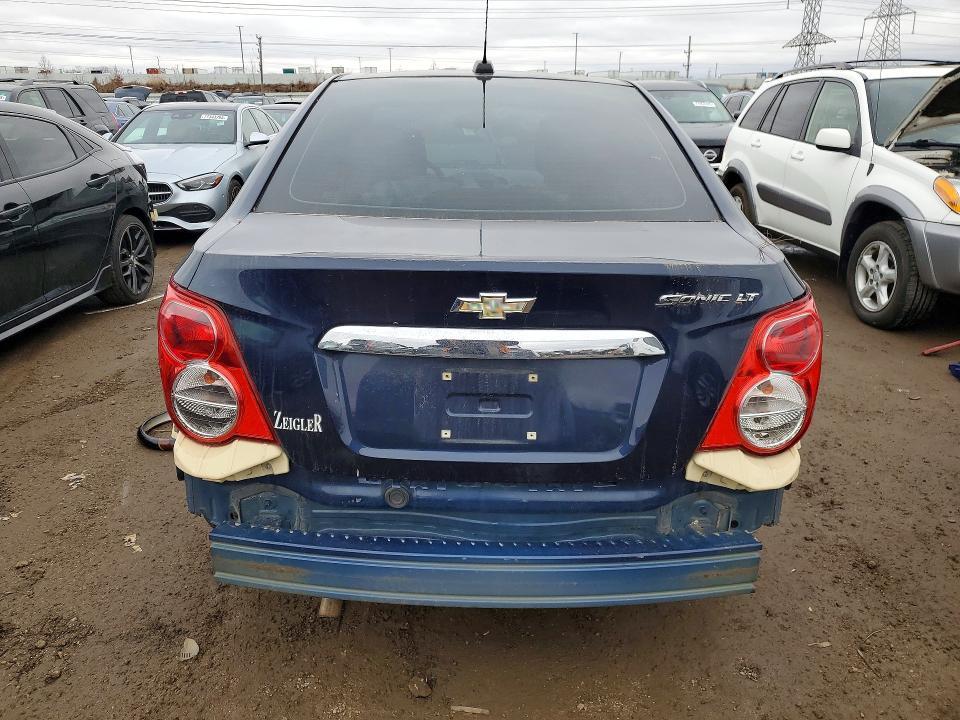 2016 Chevrolet Sonic lt