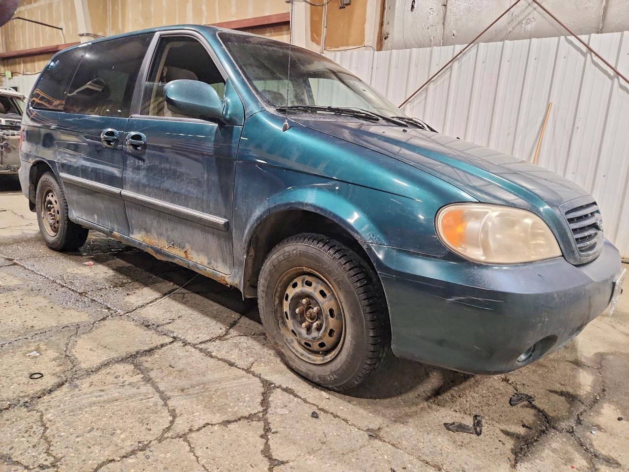 2003 KIA Sedona ex