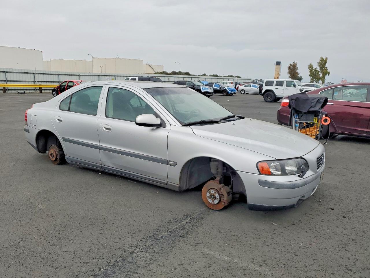 2003 Volvo S60