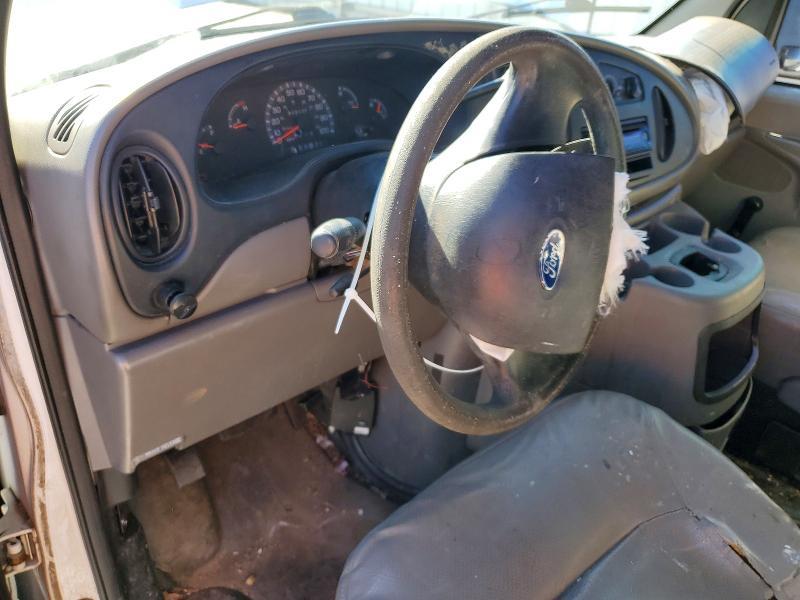 2002 Ford E250 Utility / Service Van