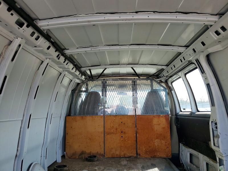 2002 Chevrolet Express G3500