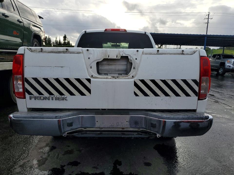2014 Nissan Frontier S
