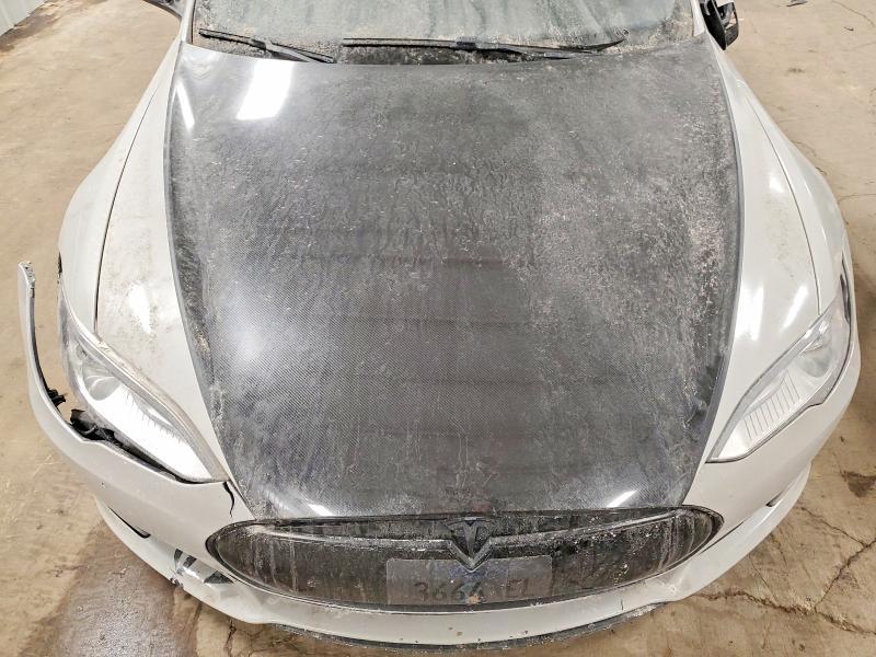 2015 Tesla Model s 70D