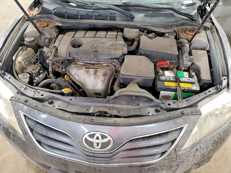 2011 Toyota Camry le