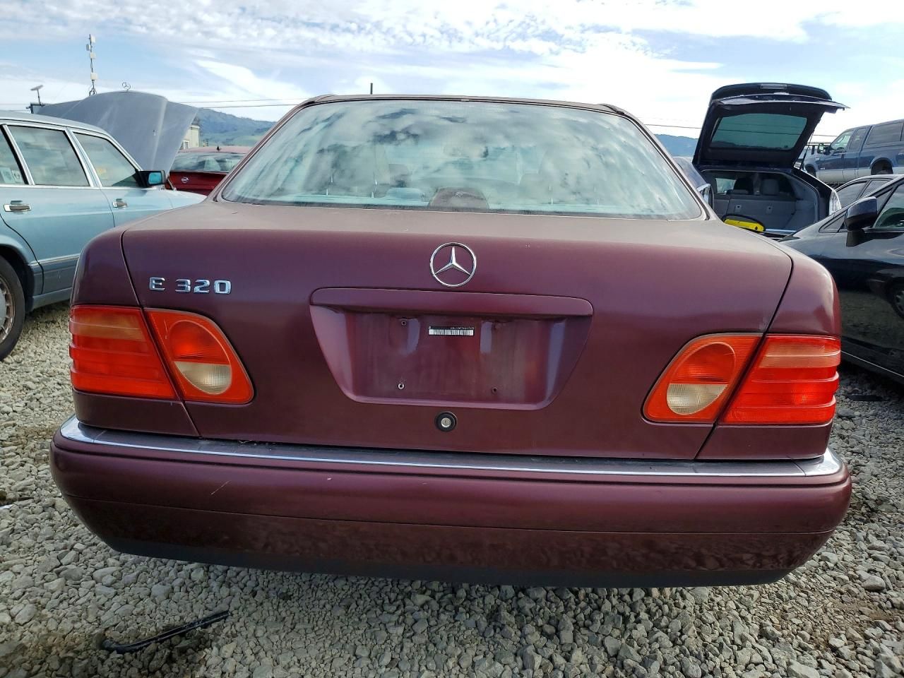 1998 Mercedes-Benz E 320