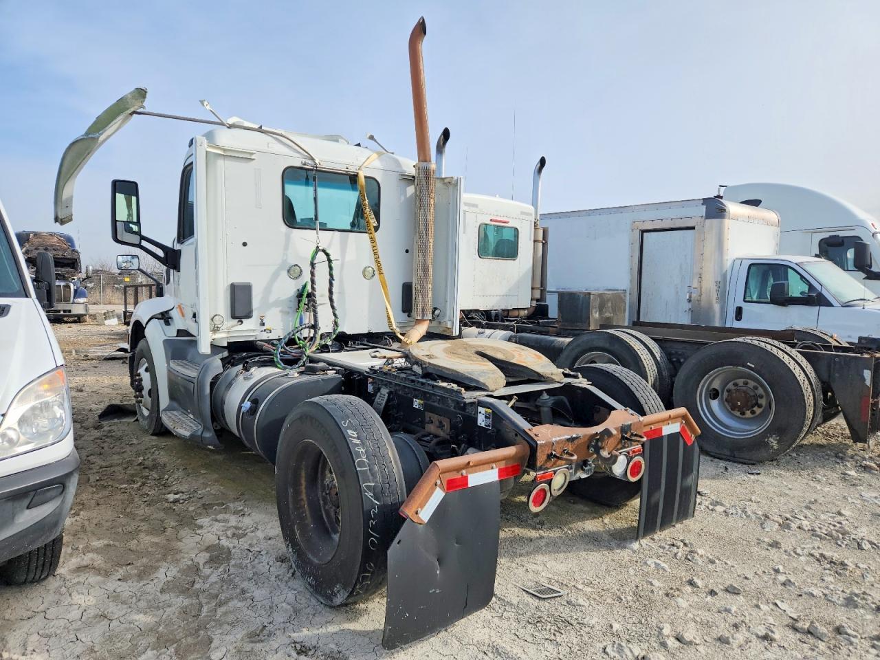 2015 Peterbilt 579 Semi Truck