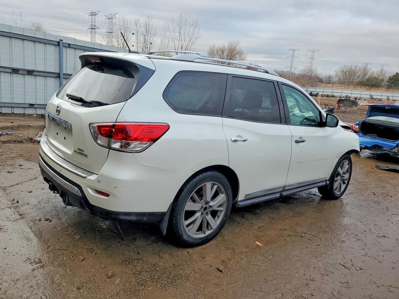 2016 Nissan Pathfinder Platinum