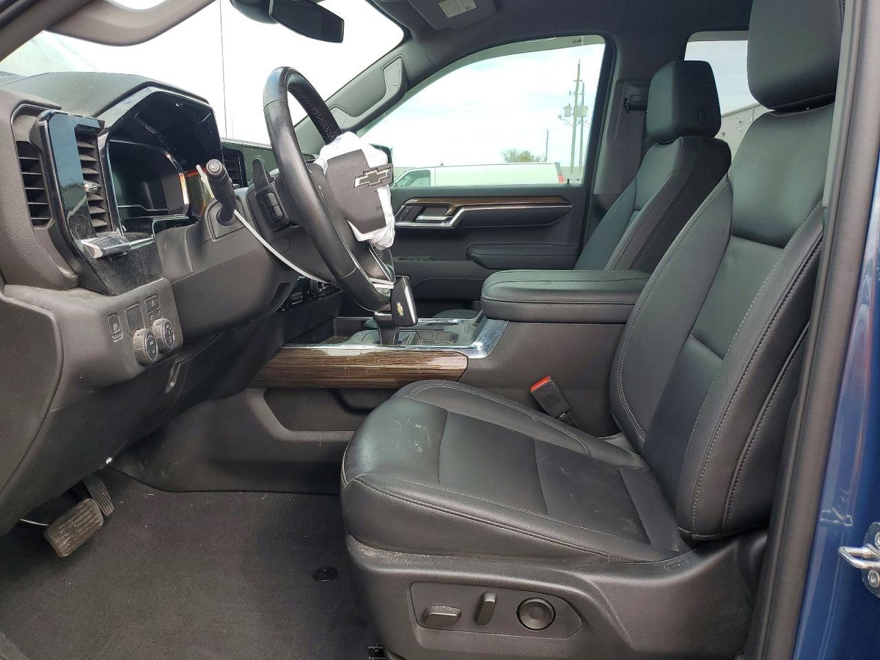 2024 Chevrolet Silverado C1500 RST