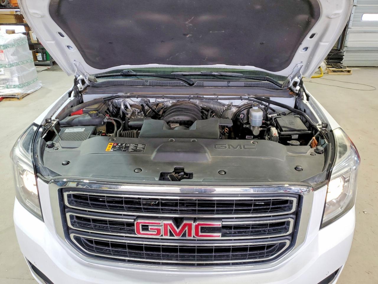 2017 GMC Yukon slt