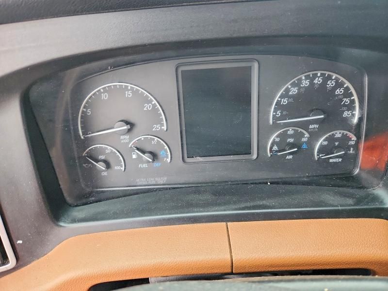 2019 Freigliner 2019 Freightliner Cascadia 126 Semi Truck