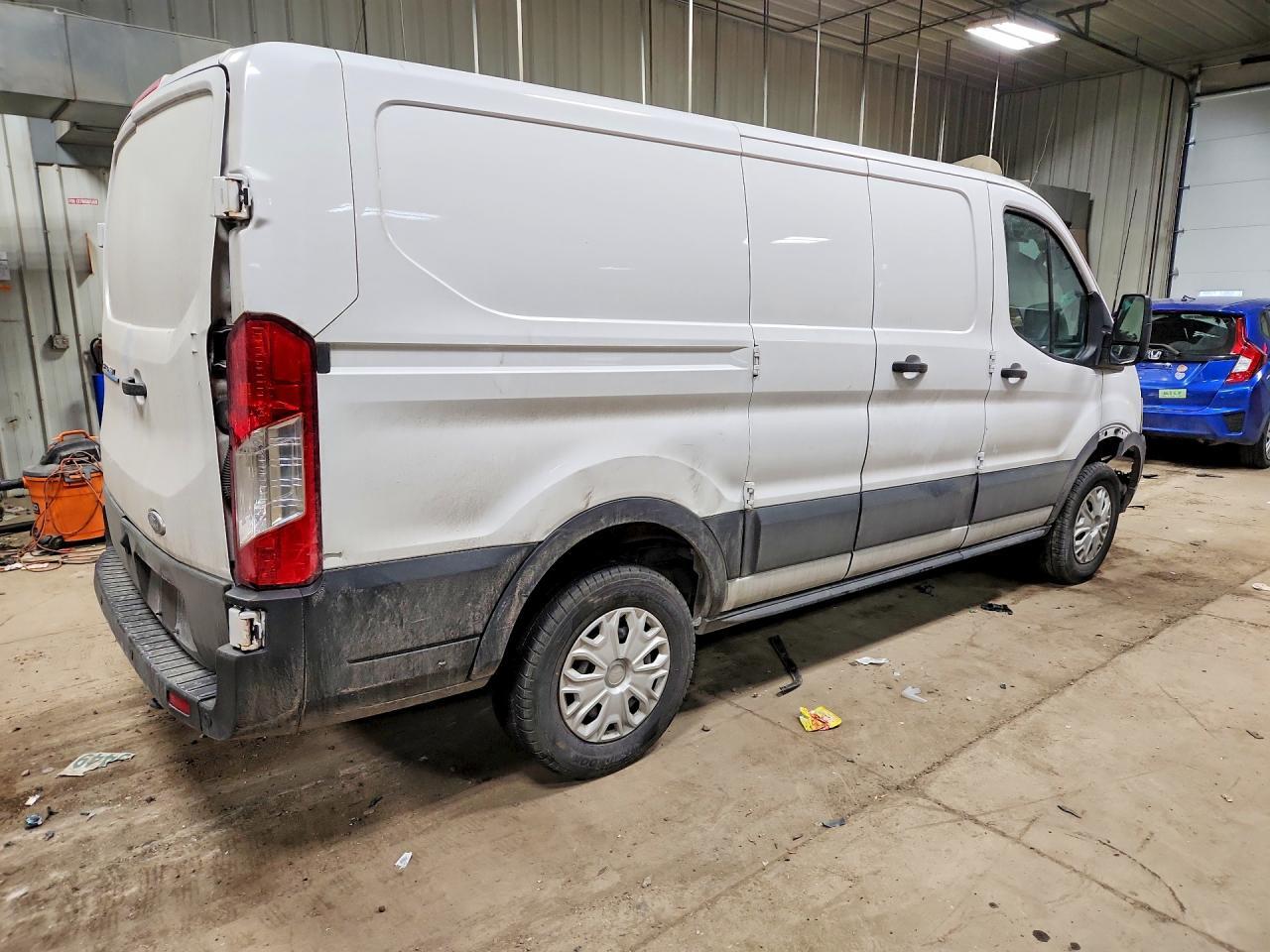 2022 Ford E-transit 350 ev cg